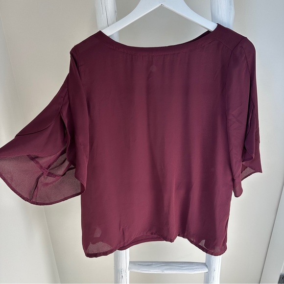 LOFT Deep Burgundy Short Sleeve Mixed Media Blouse Size Medium - Picture 9 of 9